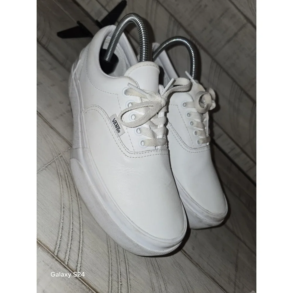 VANS ERA STACKED LEATHER TRUE WHITE PLATFORMS Women's Size 8/Men's Size 6.5